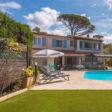 Villa De L'artiste Andrea Fréjus